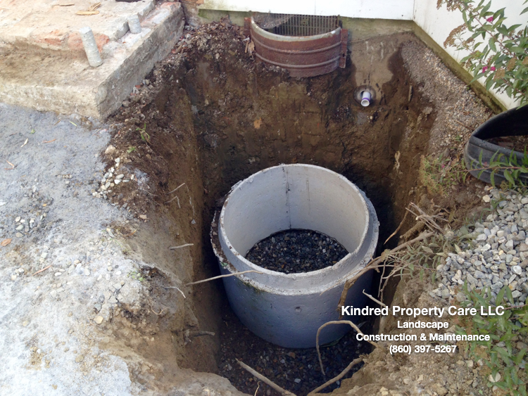 Installing sump drainage system